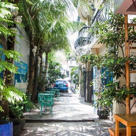Bunks Hostel (Adults Only) Cebu Dış mekan fotoğraf
